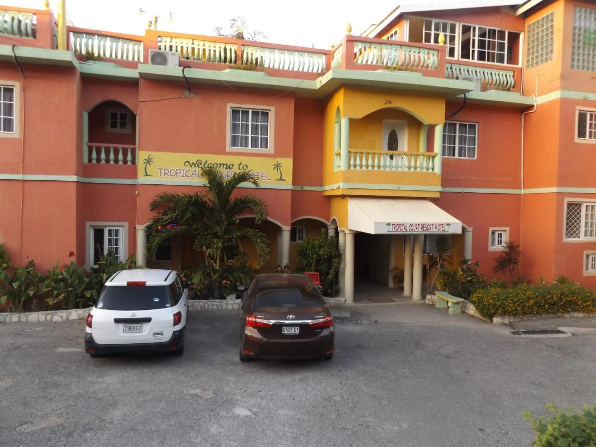 Tropical Court Hotel Montego Bay Kültér fotó